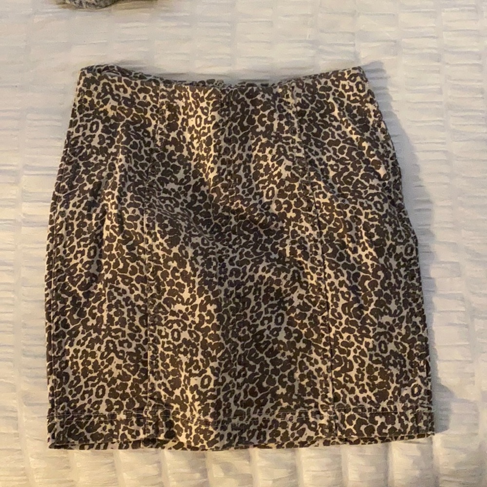 NWOT free people skirt size 2 cheetah print